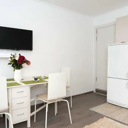 Апартамент 3 Apartamento Varna