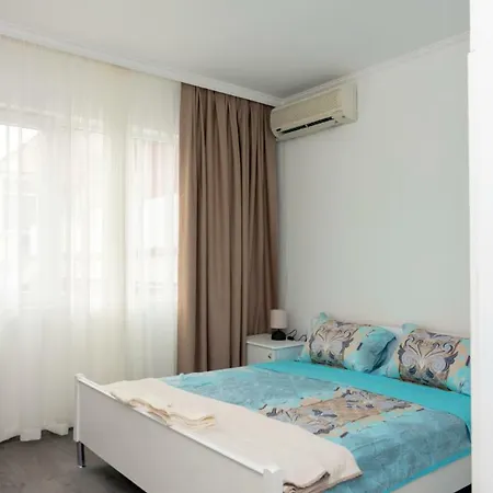 Apartamento Апартамент 3 *